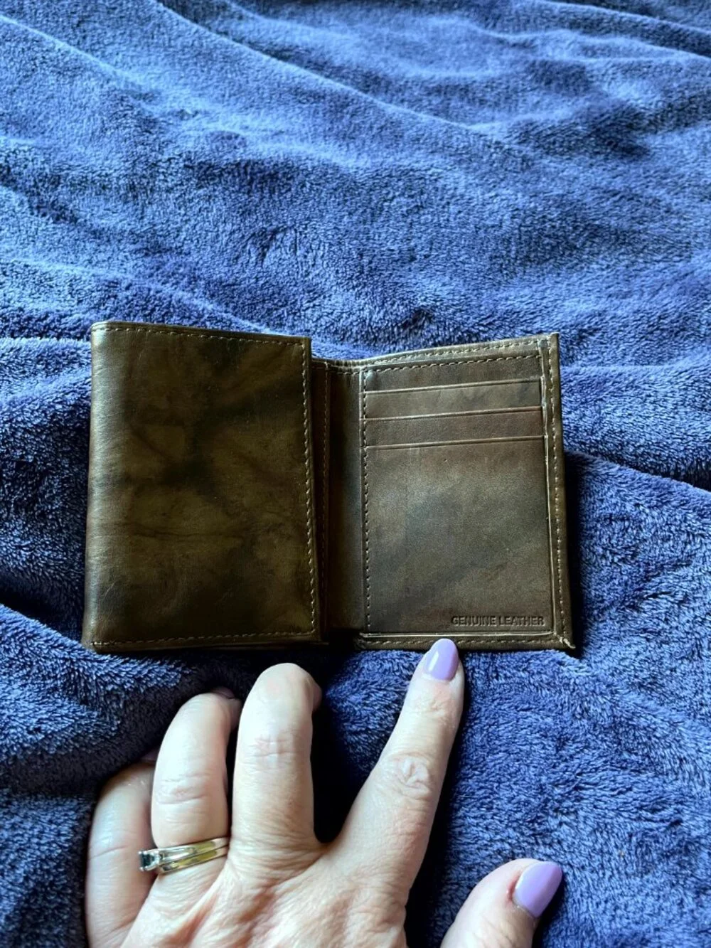 NWOT Men's Trifold Genuine Leather Wallet